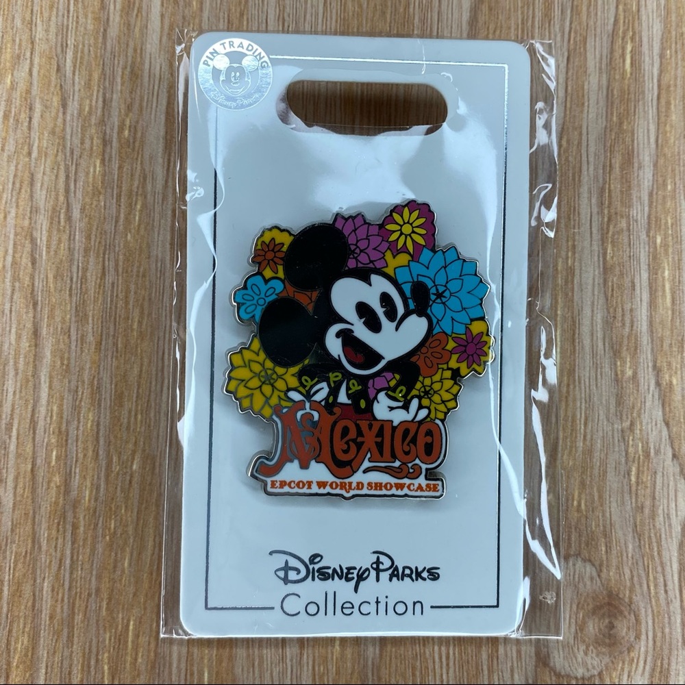 Mexico Epcot World Showcase Mickey Mouse Disney Pin